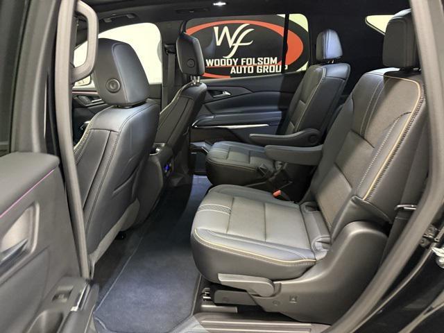 new 2026 Chevrolet Traverse car, priced at $58,970