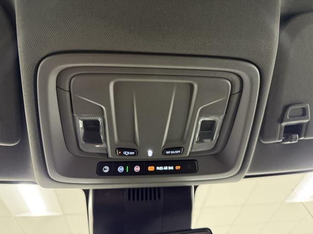 new 2025 GMC Sierra 1500 car, priced at $41,395