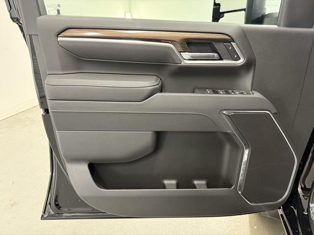 new 2025 Chevrolet Silverado 2500 car, priced at $73,068