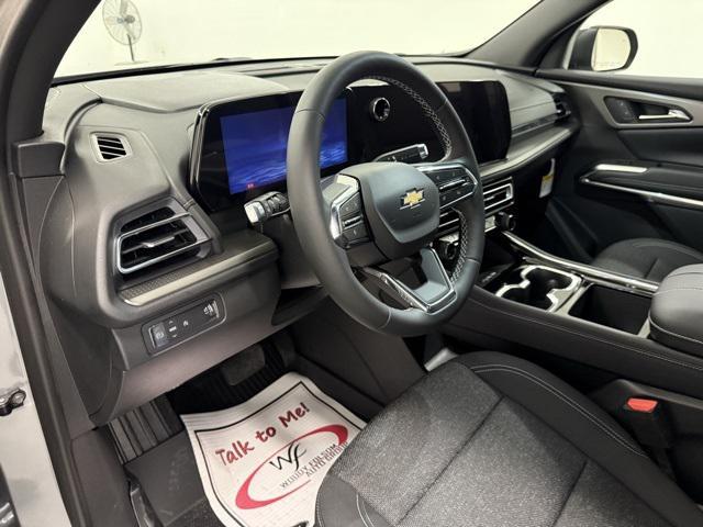 new 2025 Chevrolet Traverse car, priced at $43,480