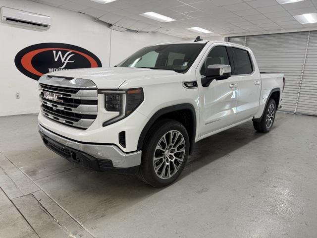 new 2024 GMC Sierra 1500 car, priced at $52,857