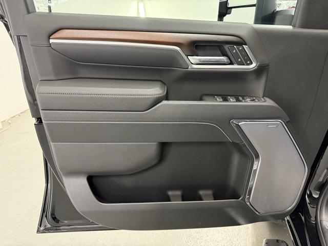 new 2025 GMC Sierra 2500 car, priced at $82,176