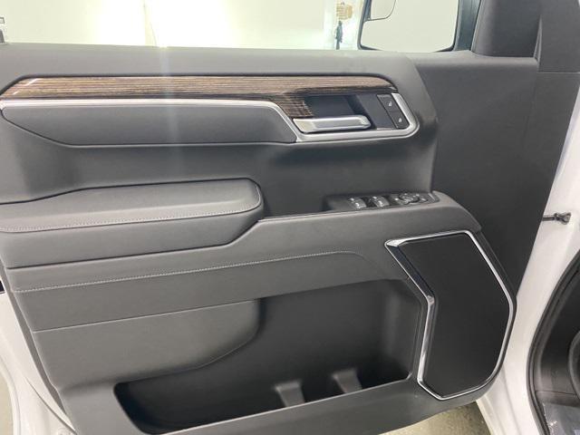 new 2025 GMC Sierra 1500 car, priced at $48,462