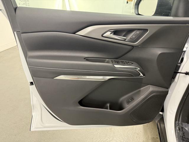 new 2025 Chevrolet Traverse car, priced at $42,985