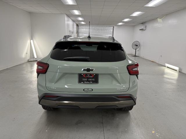 new 2025 Chevrolet Trax car, priced at $26,995