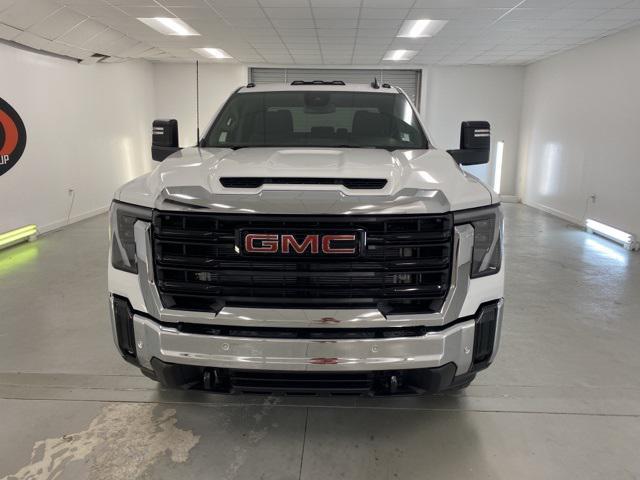 new 2025 GMC Sierra 3500 car, priced at $70,895