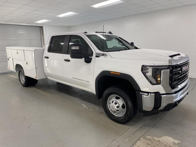 new 2025 GMC Sierra 3500 car, priced at $56,718