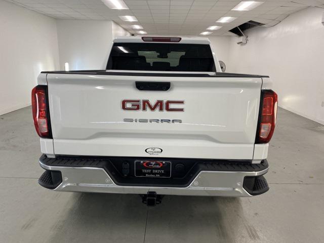 new 2025 GMC Sierra 1500 car, priced at $52,157