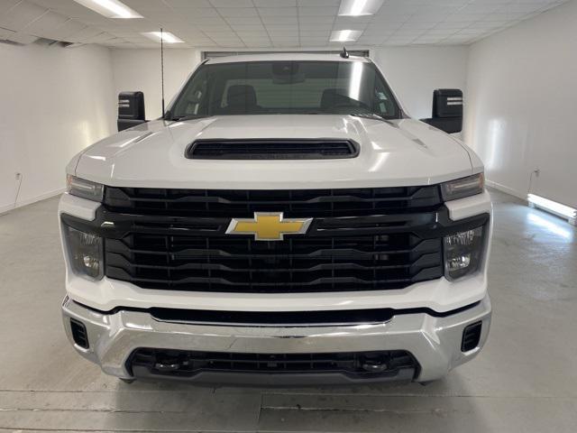 new 2025 Chevrolet Silverado 3500 car, priced at $53,565