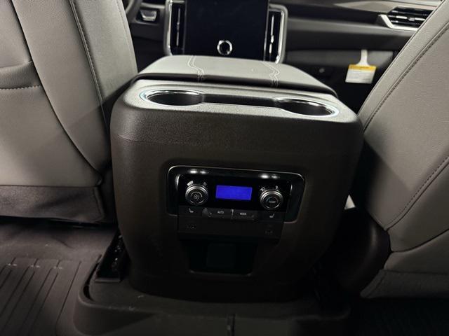 new 2025 GMC Yukon XL car, priced at $72,605