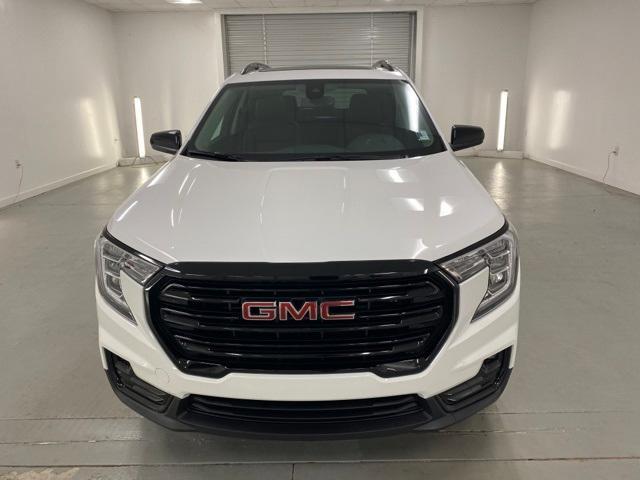 new 2024 GMC Terrain car, priced at $35,145