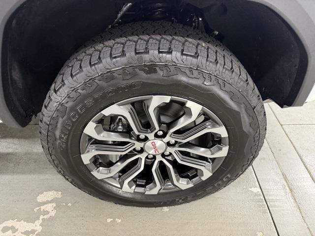 new 2025 GMC Canyon car, priced at $52,382