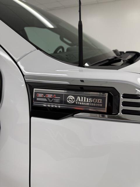 new 2025 GMC Sierra 2500 car, priced at $65,974