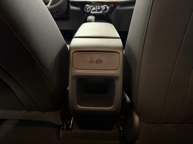 new 2025 Chevrolet Trax car, priced at $25,525