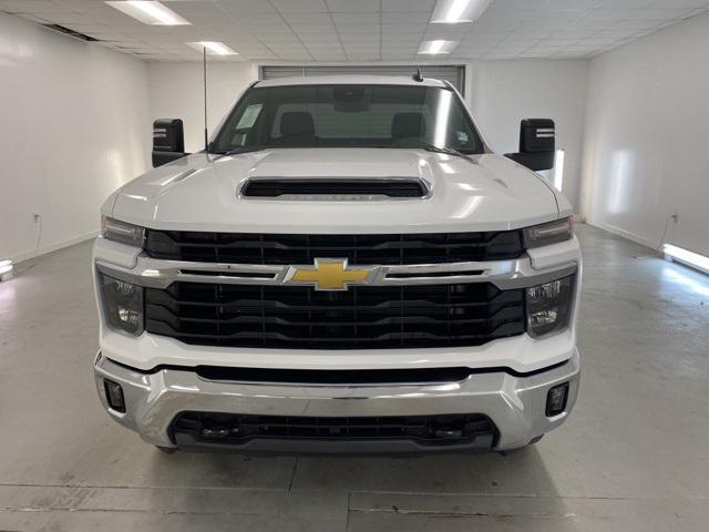 new 2025 Chevrolet Silverado 2500 car, priced at $56,000