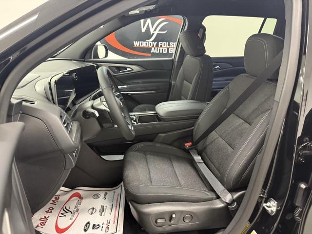 new 2025 Chevrolet Traverse car, priced at $42,985