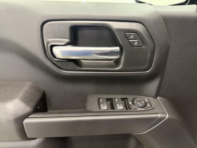 new 2025 GMC Sierra 1500 car, priced at $41,395