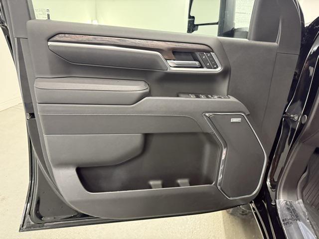 new 2025 GMC Sierra 2500 car, priced at $76,464