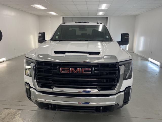 new 2025 GMC Sierra 3500 car, priced at $56,718