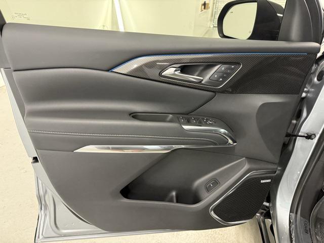used 2025 Chevrolet Traverse car, priced at $52,985