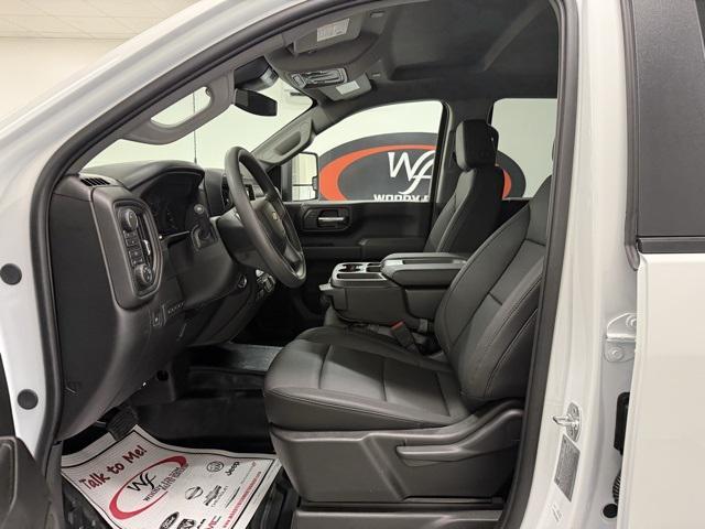new 2025 Chevrolet Silverado 2500 car, priced at $50,187