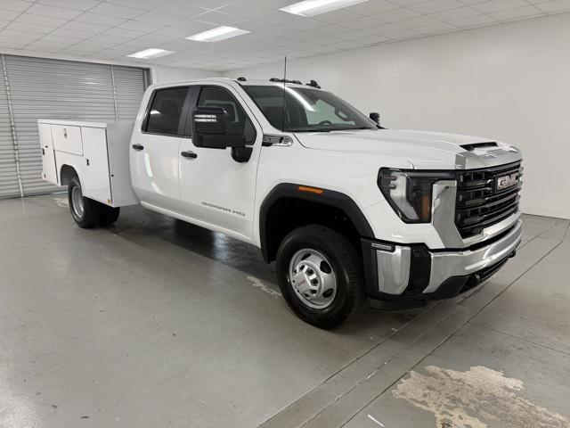 new 2025 GMC Sierra 3500 car, priced at $53,860