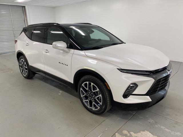 new 2025 Chevrolet Blazer car, priced at $50,975