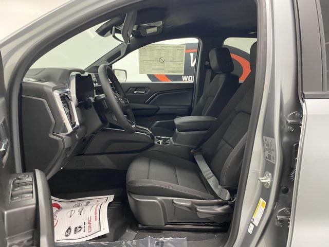 new 2025 GMC Canyon car, priced at $44,512