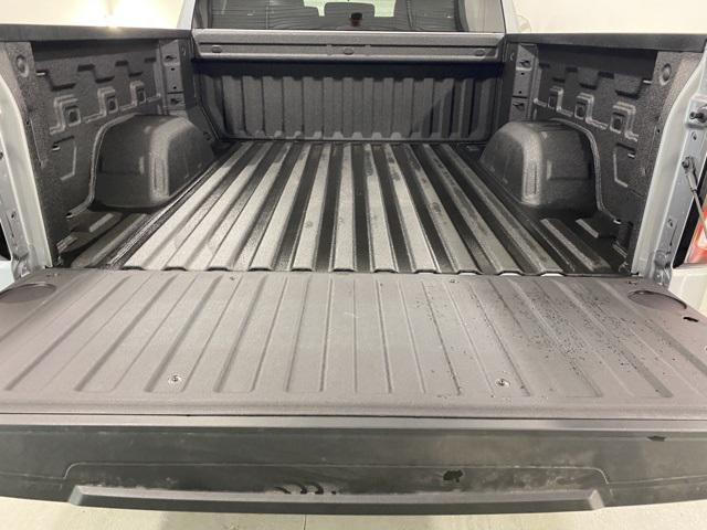 new 2025 GMC Sierra 1500 car, priced at $41,395