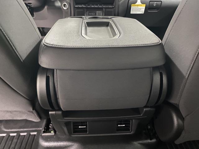 new 2025 GMC Sierra 1500 car, priced at $41,395