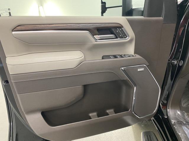new 2025 GMC Sierra 2500 car, priced at $76,701