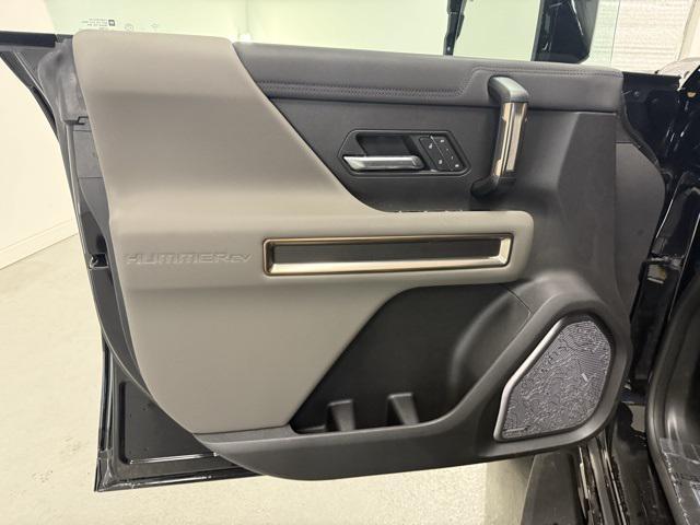 new 2025 GMC HUMMER EV Pickup car, priced at $90,580