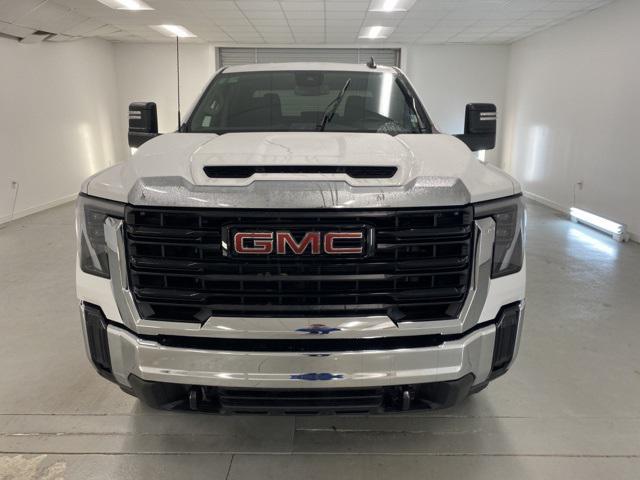 new 2025 GMC Sierra 2500 car, priced at $53,143