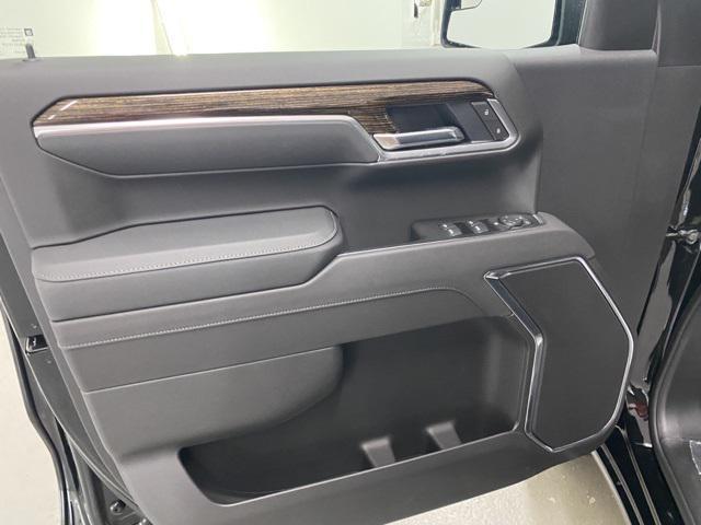 new 2025 GMC Sierra 1500 car, priced at $51,154