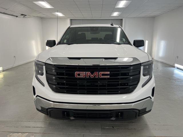 new 2025 GMC Sierra 1500 car, priced at $44,261