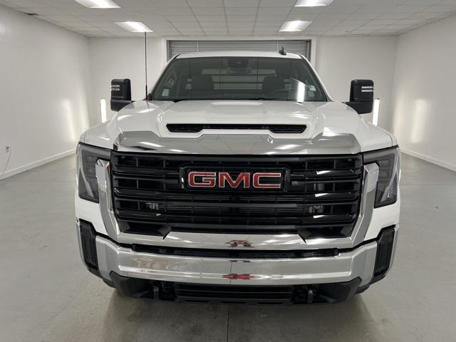 new 2024 GMC Sierra 3500 car, priced at $58,593