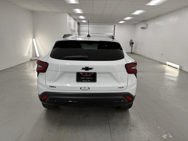 new 2025 Chevrolet Trax car, priced at $27,625