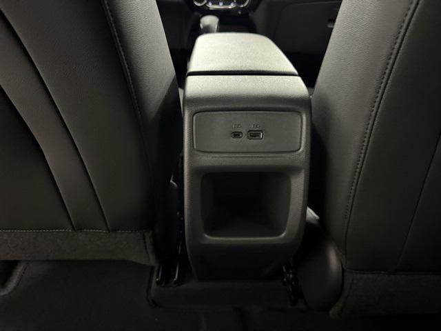 new 2025 Chevrolet Trax car, priced at $27,625