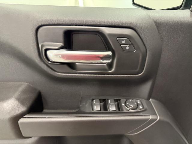 new 2025 GMC Sierra 1500 car, priced at $46,147