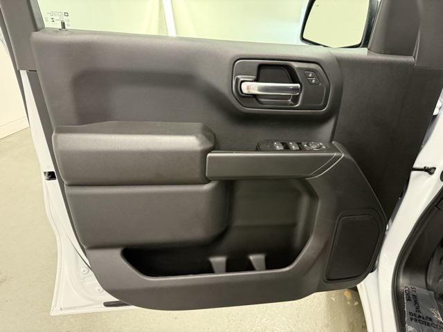 new 2025 GMC Sierra 1500 car, priced at $46,147