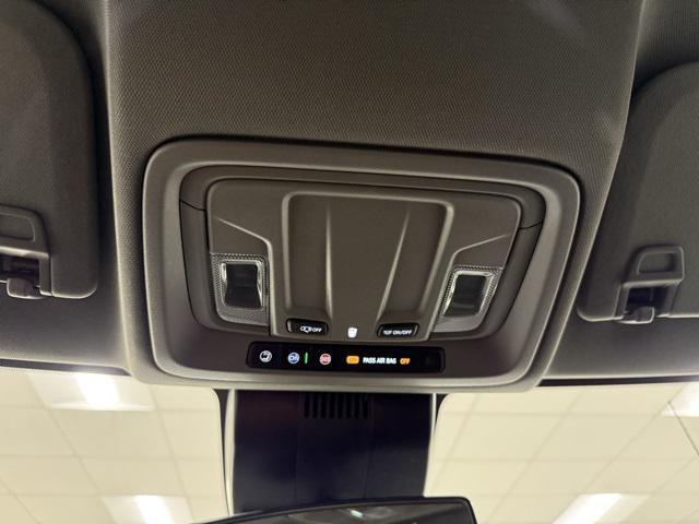 new 2025 GMC Sierra 1500 car, priced at $46,147