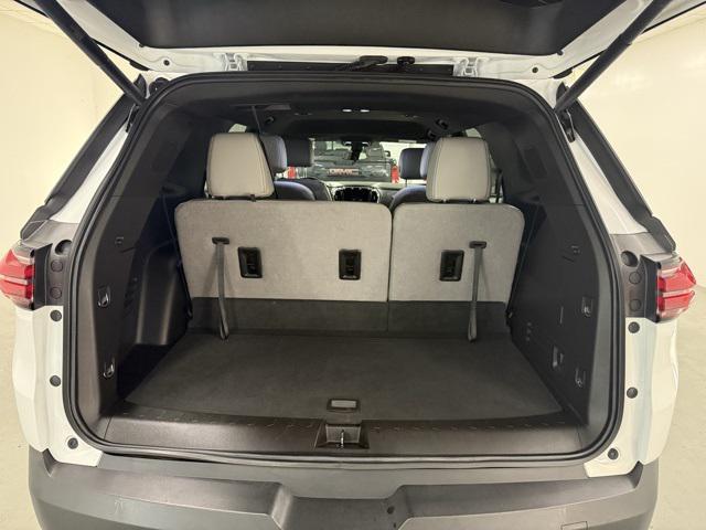 used 2023 Chevrolet Traverse car, priced at $28,957