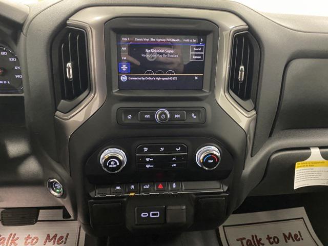 new 2025 GMC Sierra 1500 car, priced at $44,328