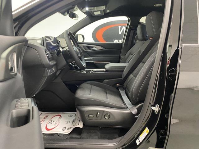 new 2025 Chevrolet Traverse car, priced at $47,095