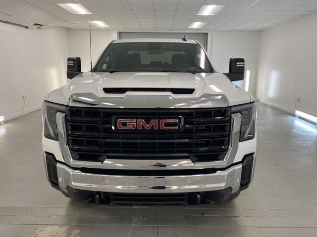 new 2025 GMC Sierra 2500 car, priced at $58,410