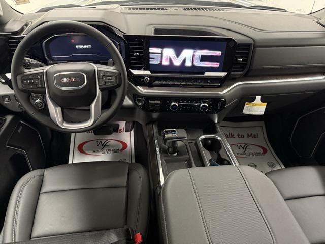 new 2025 GMC Sierra 1500 car, priced at $70,180