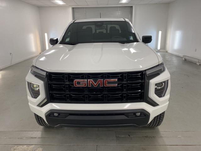 new 2025 GMC Canyon car, priced at $46,106