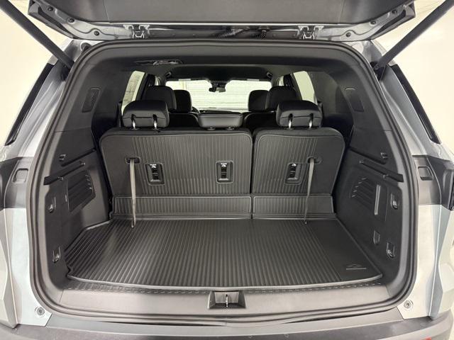 new 2025 Chevrolet Traverse car, priced at $44,160