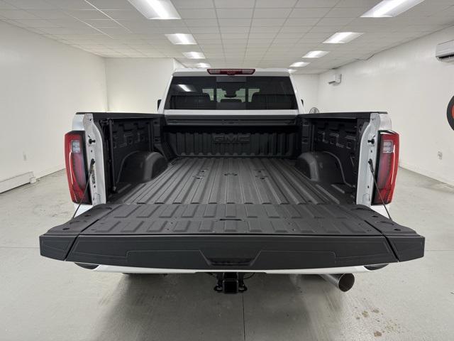 new 2025 GMC Sierra 2500 car, priced at $90,976