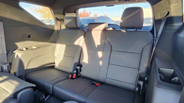 new 2026 Chevrolet Traverse car, priced at $61,094